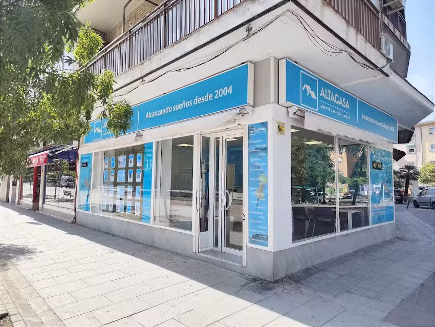 ALTACASA agentes inmobiliarios