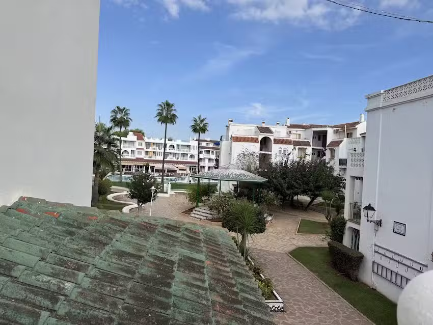 Apartamentos Playa Romana 3000