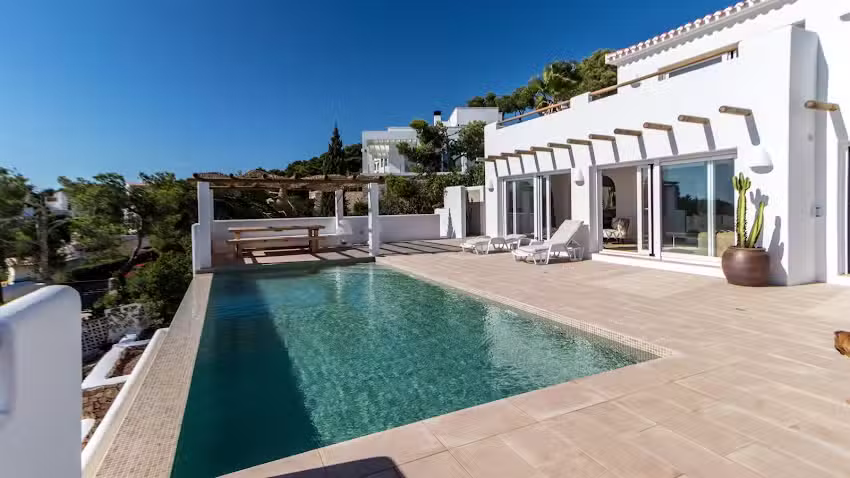 ARREGUI VILLAS – Agencia Inmobiliaria en Dénia