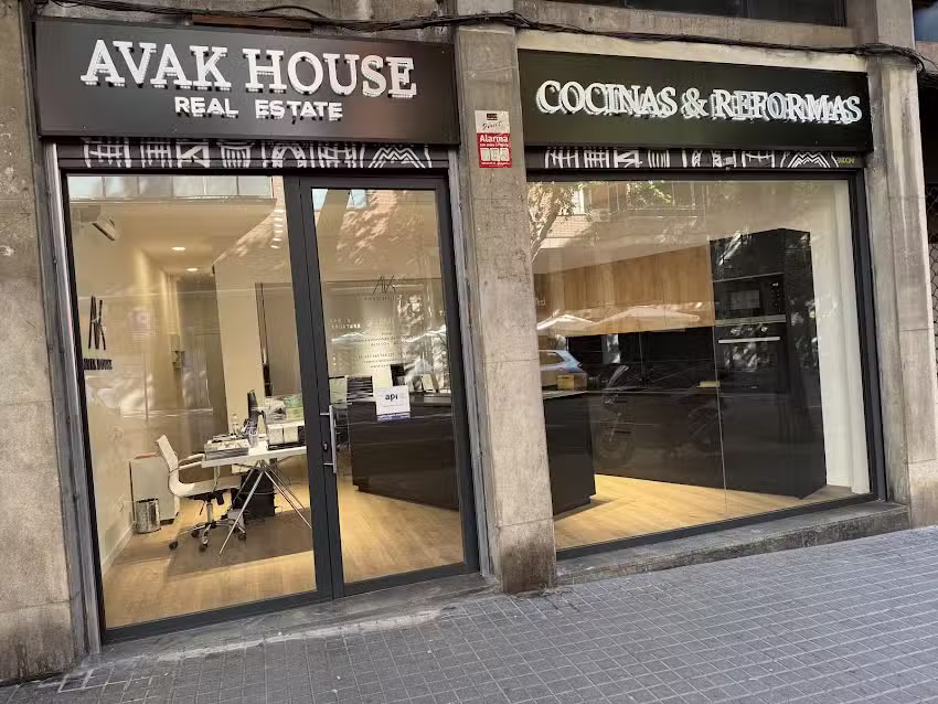 Avak House Barcelona
