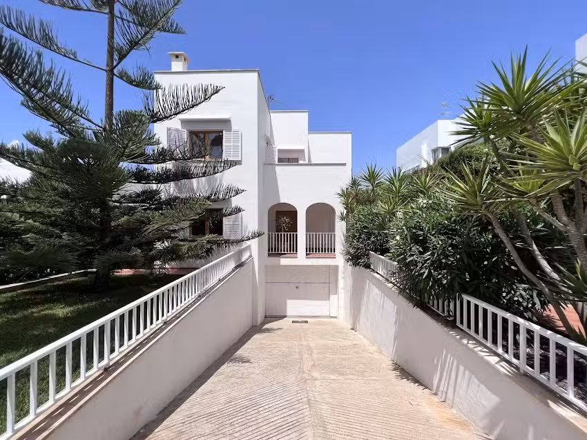 Baes Inmobiliaria y Inversiones