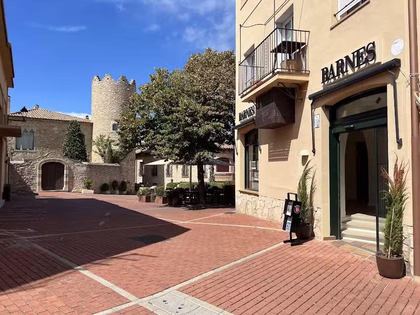BARNES Costa Brava