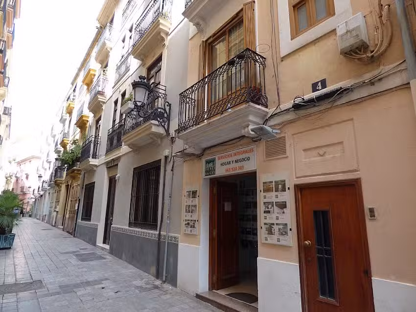 Bienes Raices Servicios Integrales de Hogar y Negocios