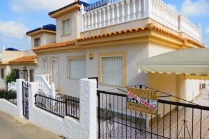 Casas Manuel Real Estate – La Zenia