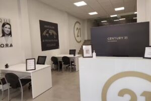 CENTURY 21 Homeplace