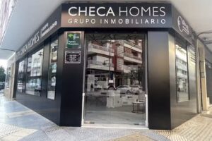 CHECA HOMES