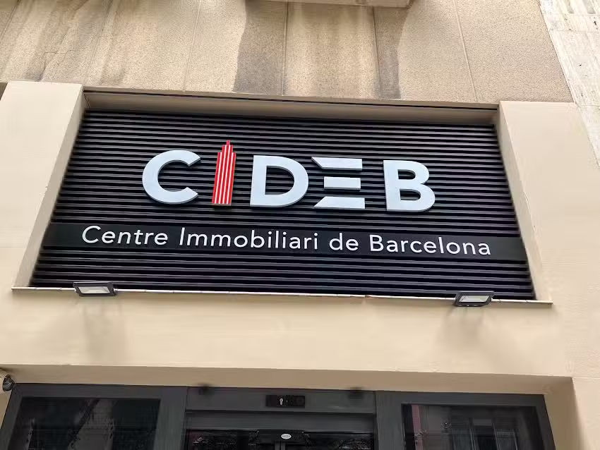 CIDEB, ADMINISTRACIÓN