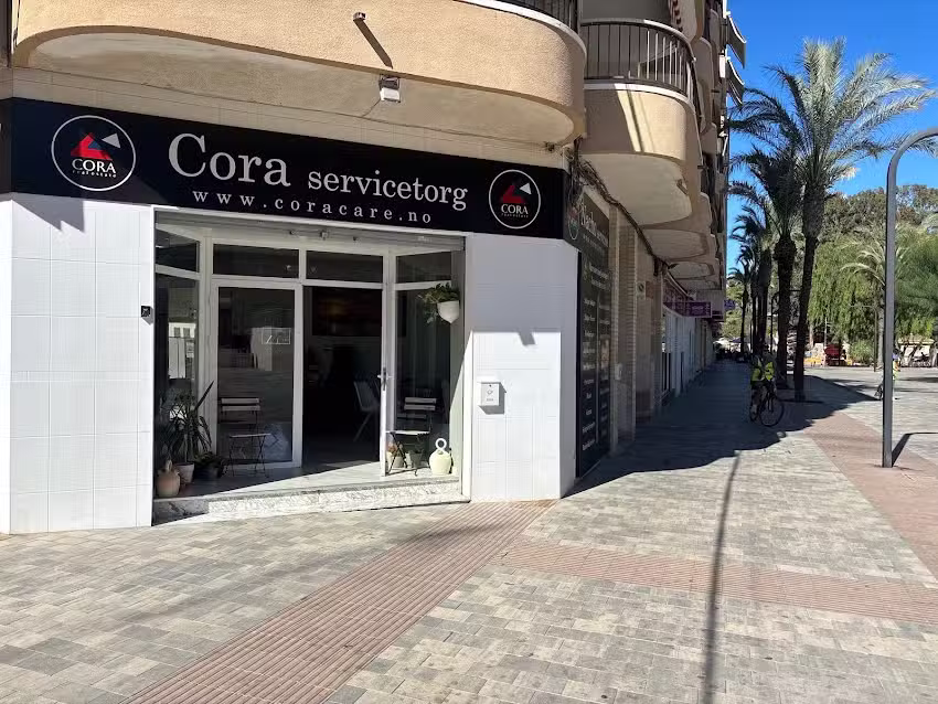 Cora Service og Megling