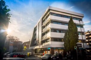 DE LA MANO Servicios Inmobiliarios | López de Hoyos | Inmobiliaria Madrid