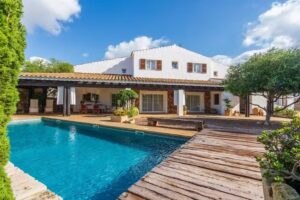 FINCAS LLONGA’S – Inmobiliaria Menorca