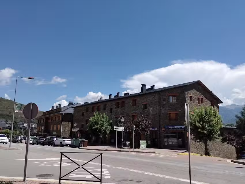 Finques Estanyol Llívia