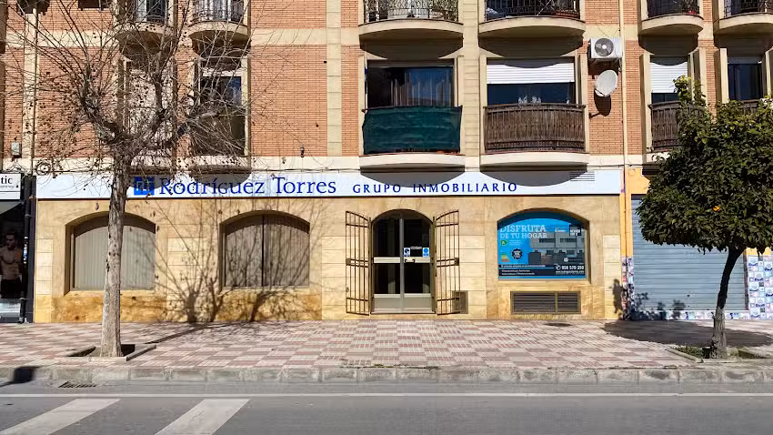 GRUPO INMOBILIARIO RODRIGUEZ TORRES S.L