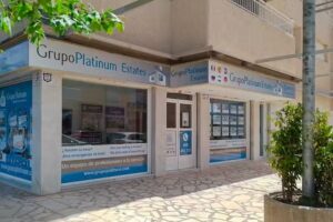 Grupo Platinum Estates S.L Águilas, Inmobiliaria