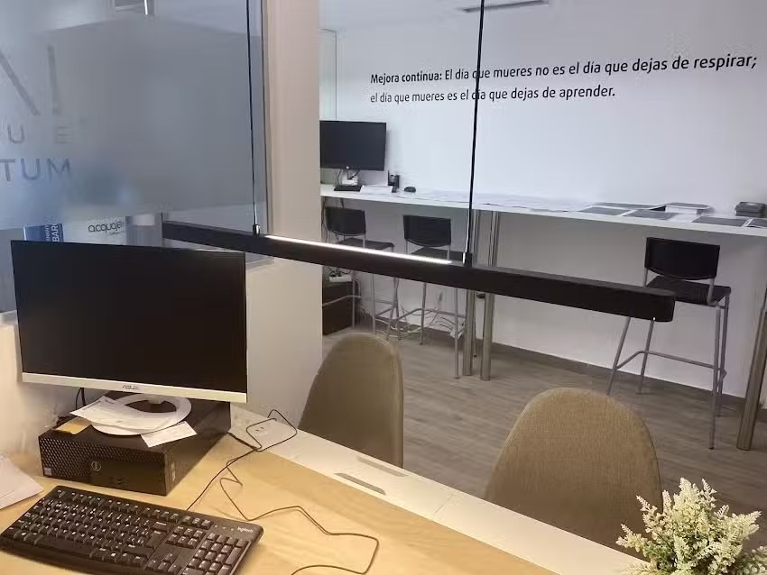 Hola by Lucentum Real Estate SL