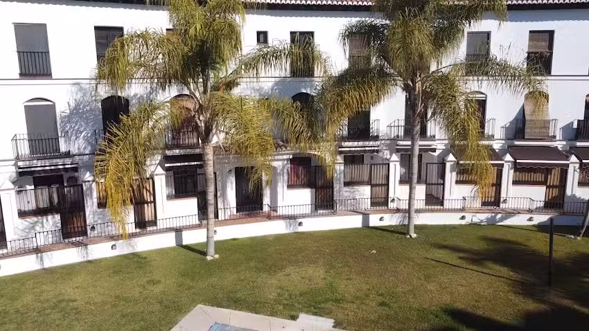 Hola Properties Inmobiliaria Valle Lecrín