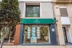 Immobiliària FORTUNY Reus Av/Prat de la Riba 17