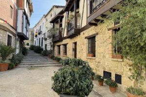 Infinity Inmobiliaria en Candeleda – Poyales del Hoyo