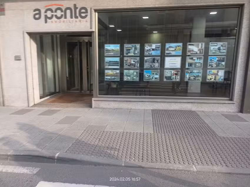 Inmobiliaria A Ponte (Carballo)