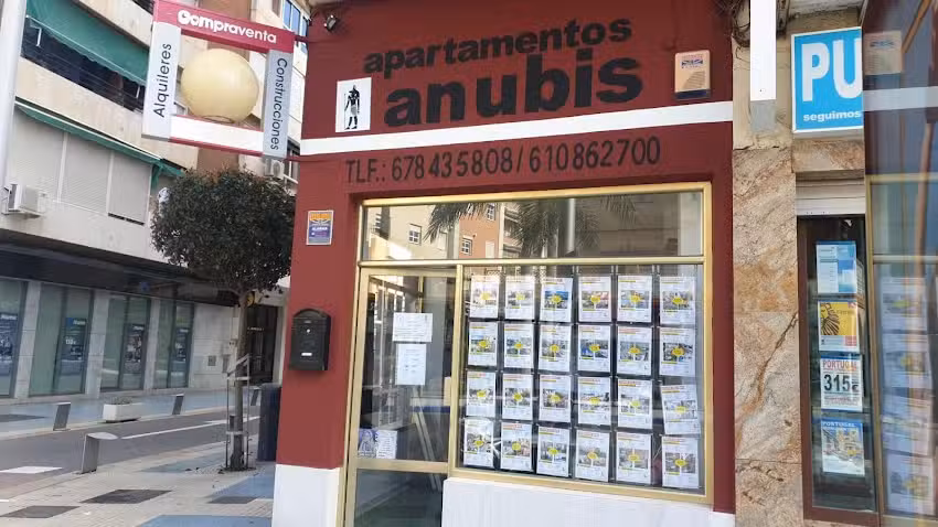 Inmobiliaria Anubis Estate Agent Torre del Mar
