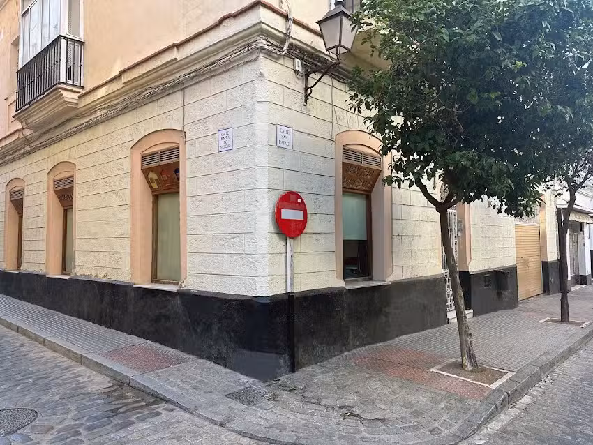 INMOBILIARIA CENTRO INMUEBLE PISOS Y CASAS EN CADIZ