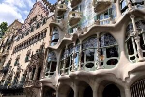 Inmobiliaria en Barcelona – Gaudí House