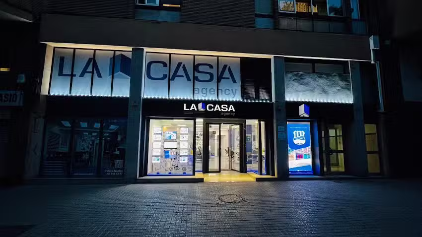 Inmobiliaria en Barcelona | La Casa Agency El Clot