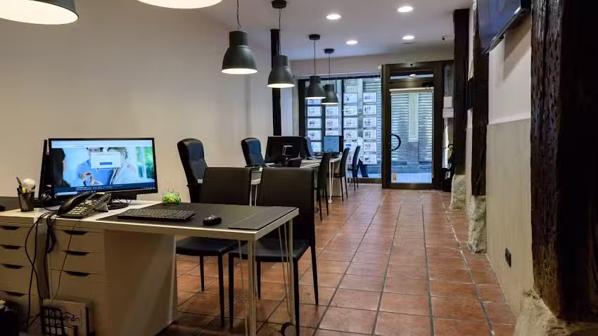 Inmobiliaria en Bilbao Casco Viejo Chomon – Valoración gratis