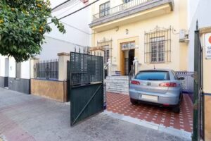 Inmobiliaria en Sevilla Nervión y Aljarafe/Guido Larraín