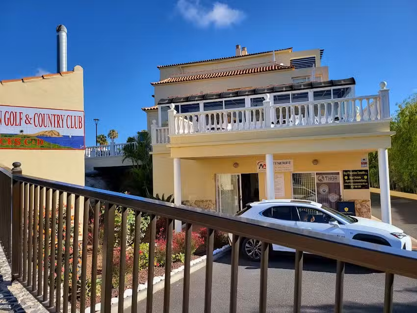 Inmobiliaria en Tenerife BUY HOUSES