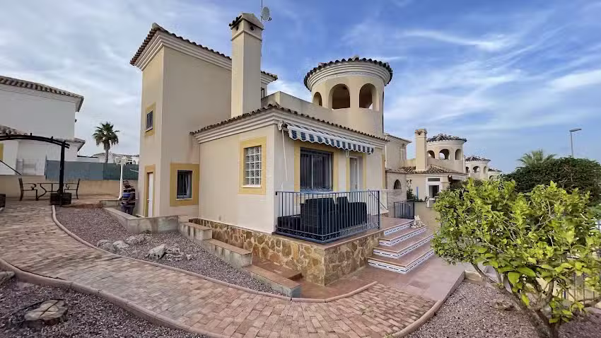 Inmobiliaria en Torrevieja – Mayrasa