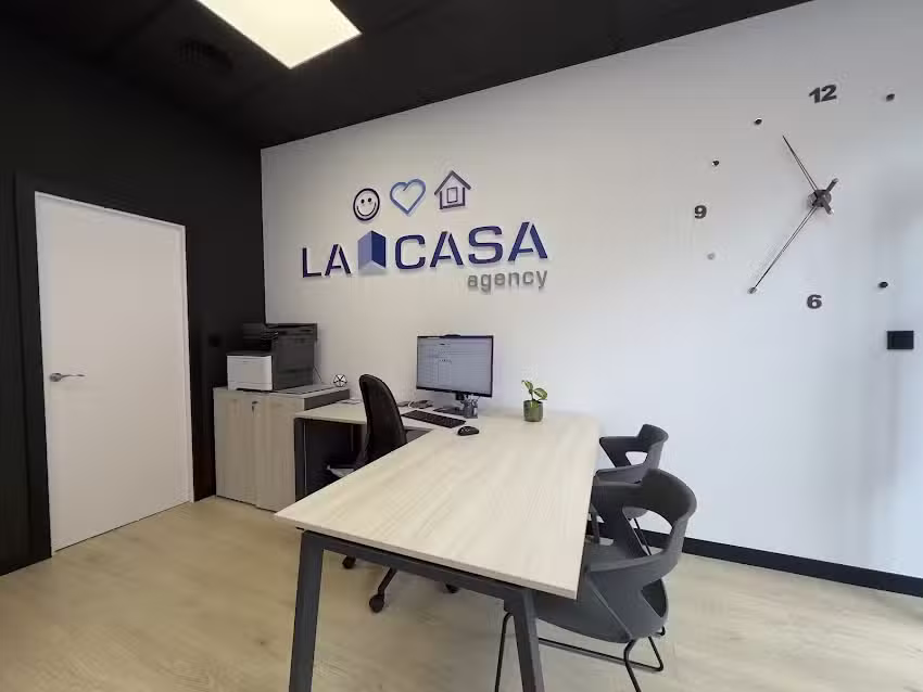 Inmobiliaria en Zorroza La Casa Agency Zorroza
