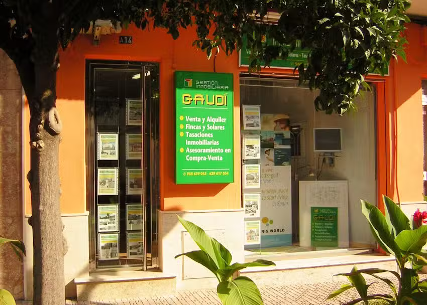 **INMOBILIARIA GAUDÍ ** (Gestión Inmobiliaria Gaudí de Alhama de Murcia)