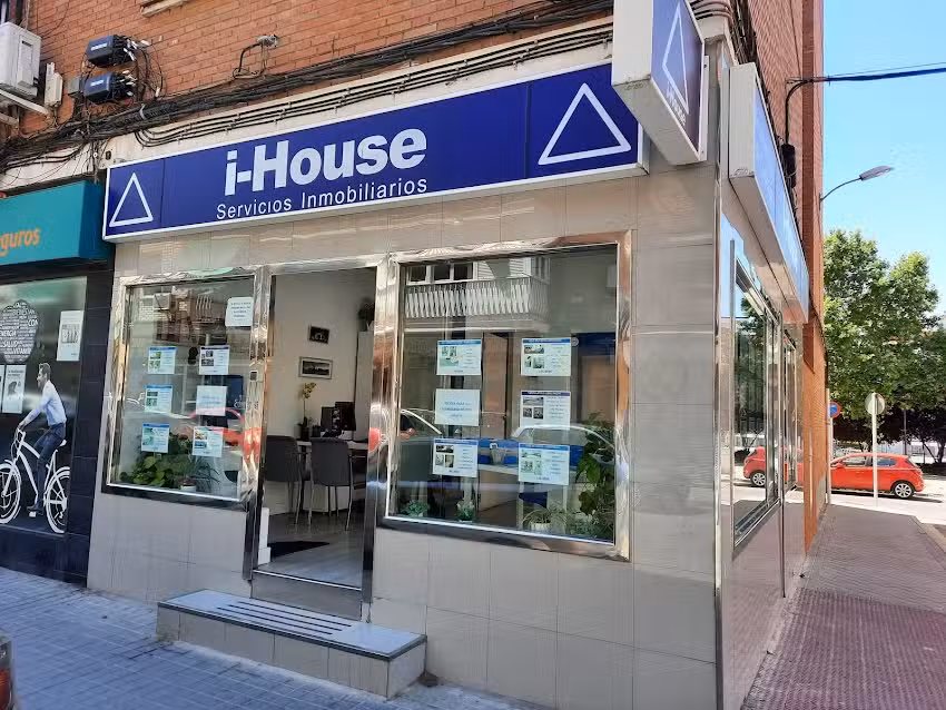 INMOBILIARIA i-House su inmobiliaria de confianza