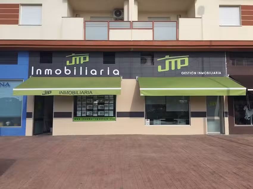 Inmobiliaria José Maria Pantoja.