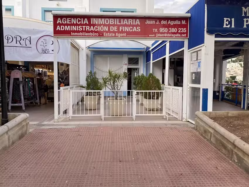 Inmobiliaria Juan J. del Águila M.