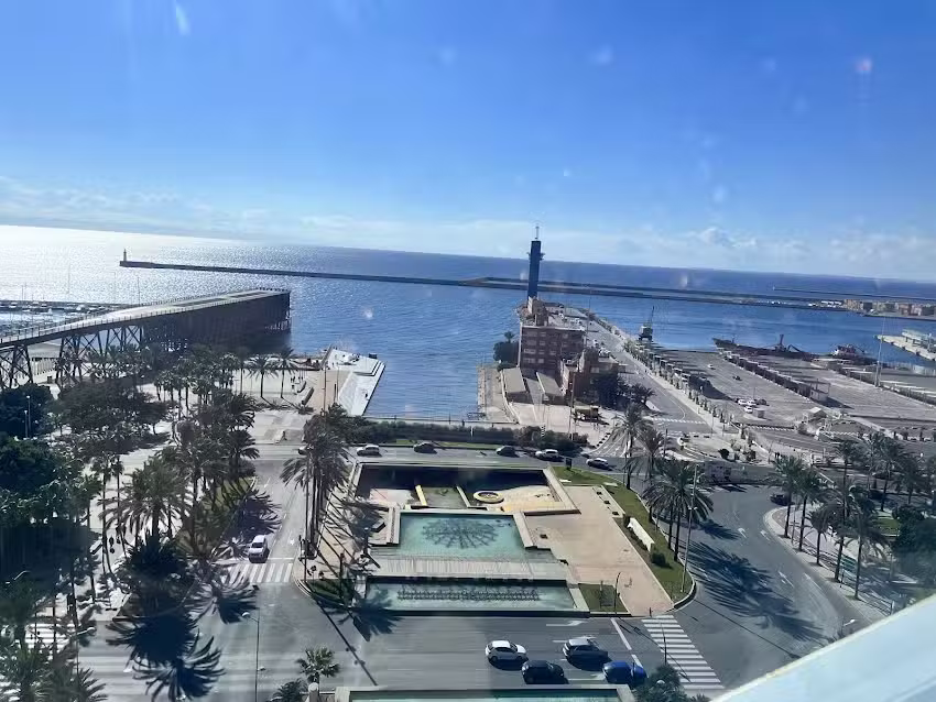 Inmobiliaria KW Almería