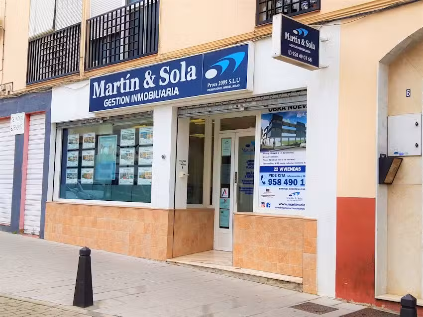 Inmobiliaria Martin&Sola Albolote (Granada) perteneciente a la mercantil PROES 2.005, S. L. U.