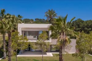 Inmobiliaria Next to the beach