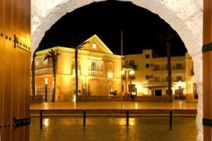 Inmobiliaria Sánchez · Oficina de Turismo en Carboneras