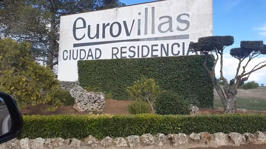 Inmobiliaria Servicasa Eurovillas
