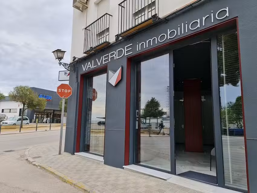 INMOBILIARIA VALVERDE