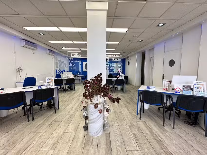 Inmobiliaria Vivienda Madrid Pedro laborde – Oficina alto del Arenal