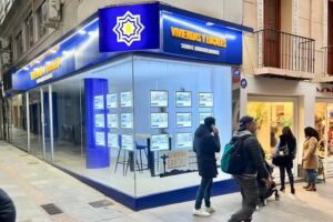 Inmobiliaria Viviendas y Locales Granada (Bibrambla)