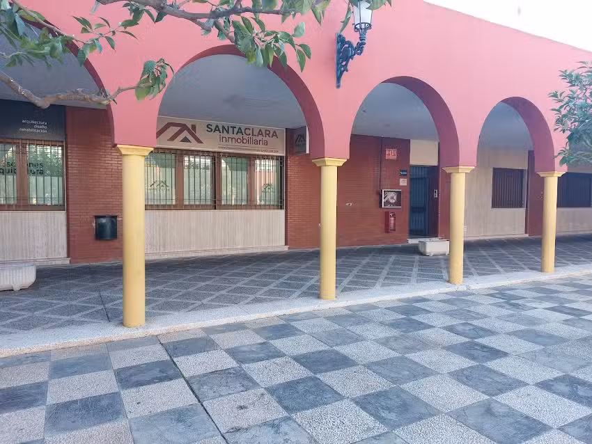 JAVIER Gª CRIADO (INMOBILIARIA SANTA CLARA)