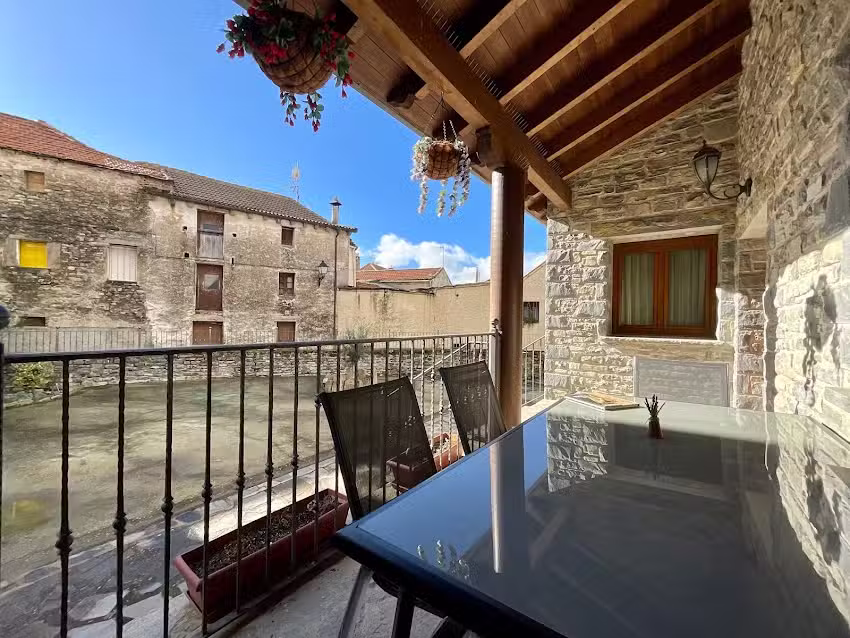 Karen Díaz – Agente Inmobiliario