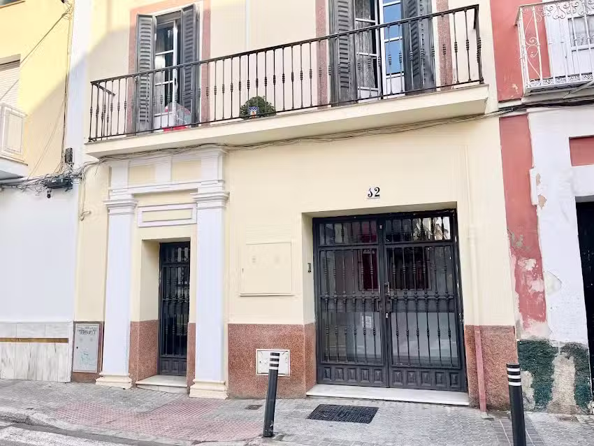 L’ Agence Andalouse