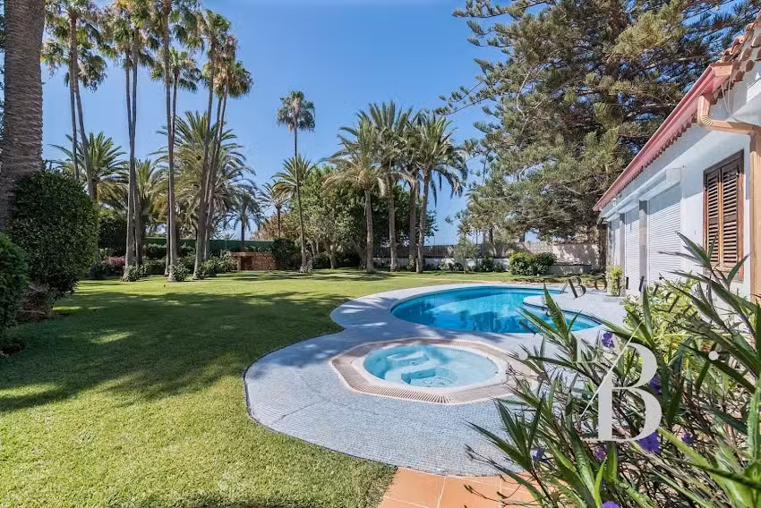 La Boutique · Canary Real Estate