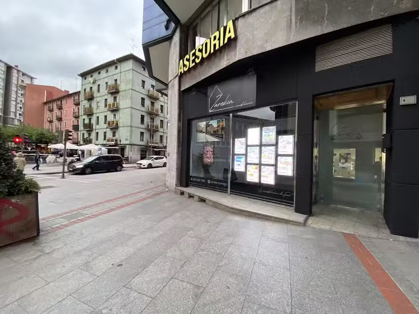 La inmobiliaria de Saúl