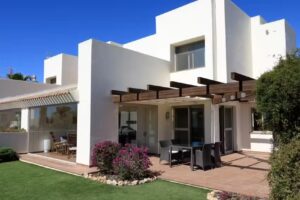 Las Colinas Properties