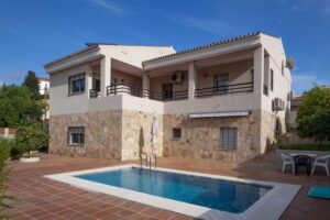 LHA Inmobiliaria Málaga 2018 S.L.